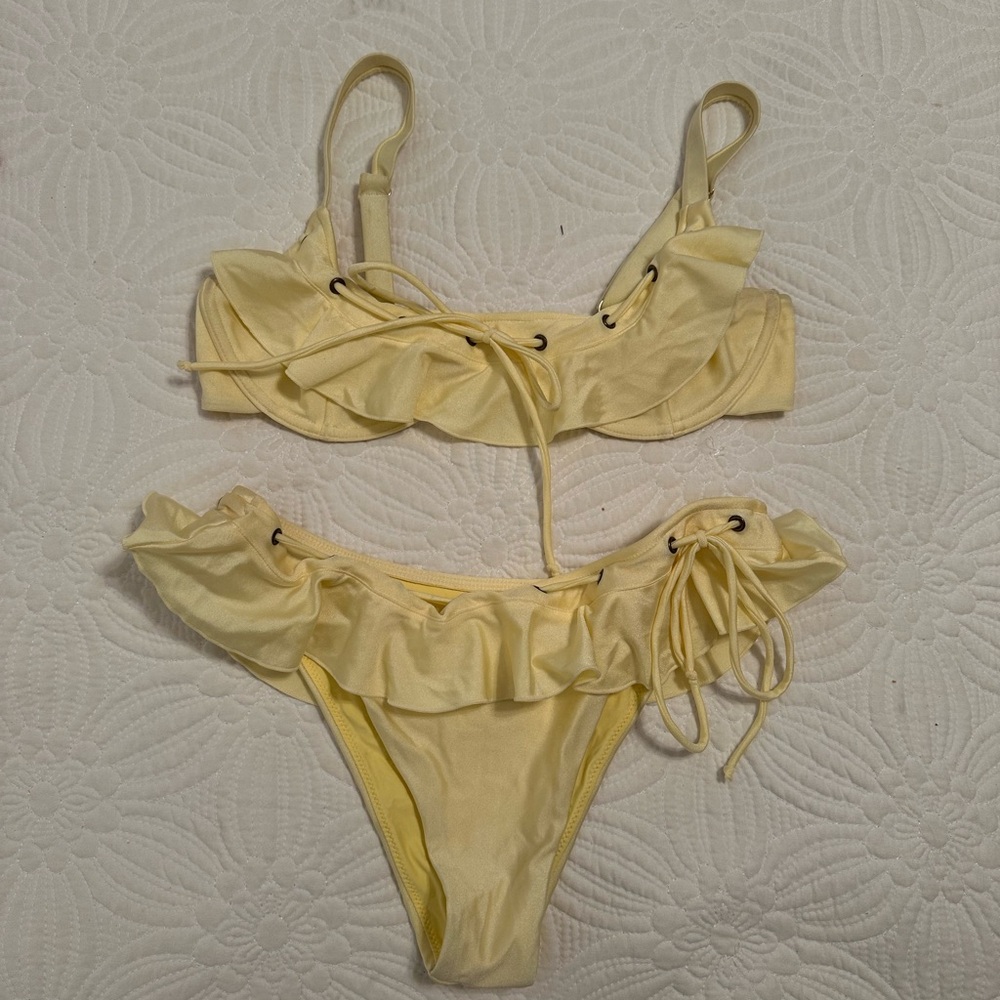Blackbough Light Yellow Ruffled Bikini